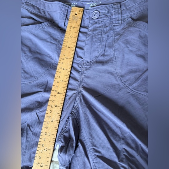 Mountain Hardware Miranda cargo hiking shorts purple size 8 - Picture 7 of 9